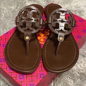 Tory Burch Miller Size 10 Chocolate Snake Print